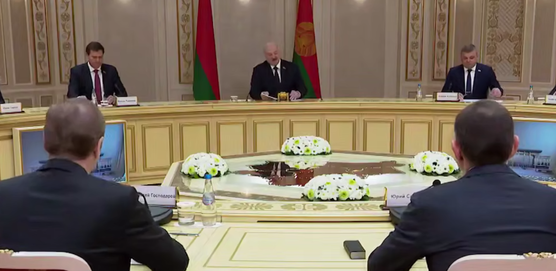 Ð¡ÑÐ¾Ð¿-ÐºÐ°Ð´Ñ Ñ Ð²Ð¸Ð´ÐµÐ¾ Ð¢Ð-ÐºÐ°Ð½Ð°Ð» "ÐÑÐ» ÐÐµÑÐ²Ð¾Ð³Ð¾"