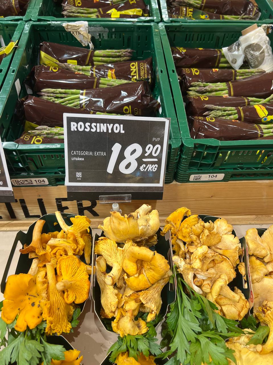 ÐÐ¸ÑÐ¸ÑÐºÐ¸ Ð½Ð° ÑÑÐ½ÐºÐµ Ð² ÐÐ°ÑÑÐµÐ»Ð¾Ð½Ðµ