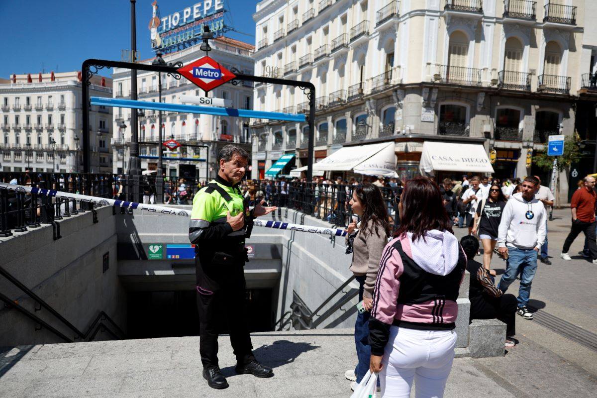 ÐÐ°ÐºÑÑÑÐ¾Ðµ Ð¼ÐµÑÑÐ¾ Ð² ÐÑÐ¿Ð°Ð½Ð¸Ð¸. ÐÐ»Ð»ÑÑÑÑÐ°ÑÐ¸Ð²Ð½Ð¾Ðµ Ð¸Ð·Ð¾Ð±ÑÐ°Ð¶ÐµÐ½Ð¸Ðµ