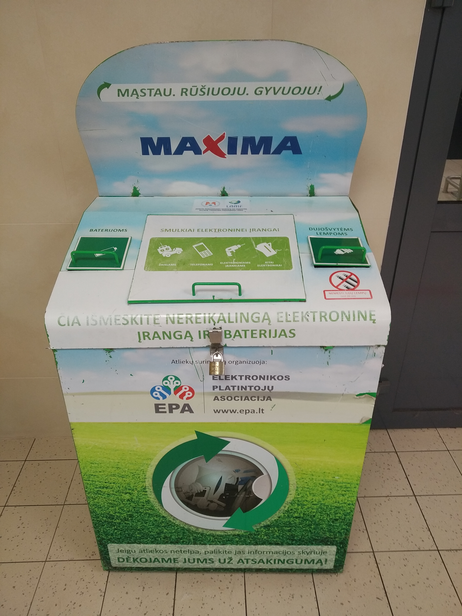 ÐÐ¾Ð½ÑÐµÐ¹Ð½ÐµÑ Ð´Ð»Ñ ÑÐµÑÐ½Ð¸ÐºÐ¸, Ð°ÐºÐºÑÐ¼ÑÐ»ÑÑÐ¾ÑÐ¾Ð² Ð¸ Ð±Ð°ÑÐ°ÑÐµÐµÐº Ð² ÑÑÐ¿ÐµÑÐ¼Ð°ÑÐºÐµÑÐµ Maxima