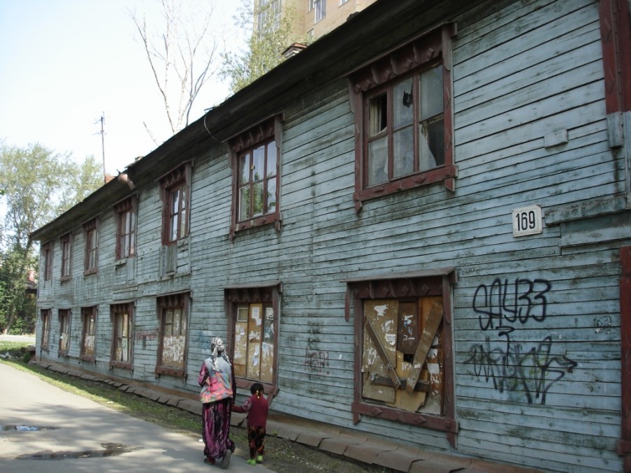 ÐÐ°ÑÐ°ÐºÐ¸ Ð² ÐµÐºÐ°ÑÐµÑÐ¸Ð½Ð±ÑÑÐ³Ðµ. ÐÐ»Ð»ÑÑÑÑÐ°ÑÐ¸Ð²Ð½Ð¾Ðµ ÑÐ¾ÑÐ¾